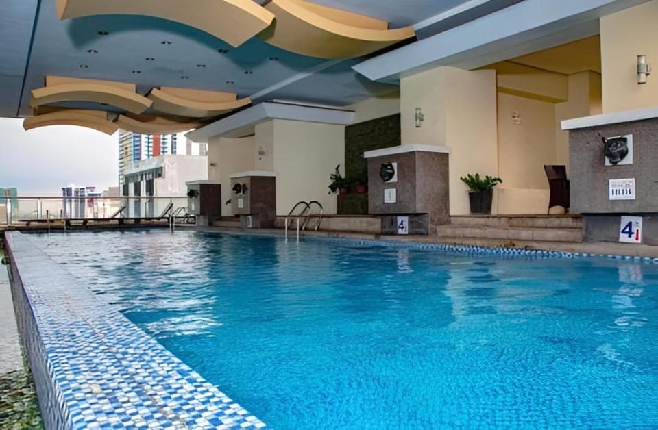 Carosa Staycation Hotel in Manila City