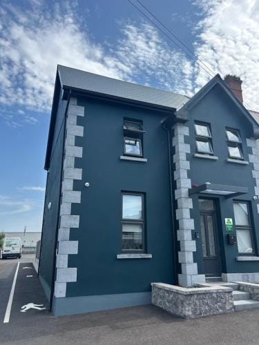 Ealu Lodge Hostel in Sligo