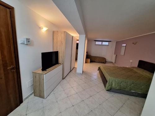 Affittacamere Le Rondini 18 Hotel in Province of Massa and Carrara