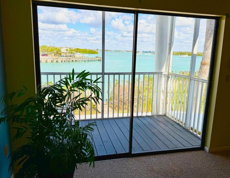 Chadwick Cove Marina Apartment hotel in Manasota Key