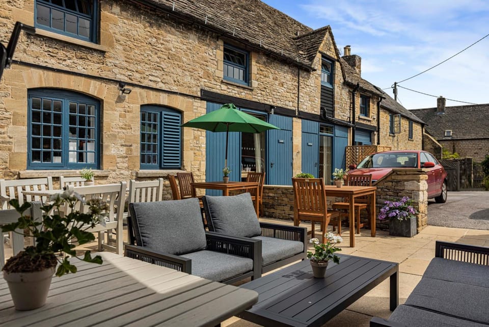 The Golden Pheasant Inn Hotel in West Oxfordshire District