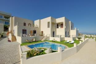Oak Wood - Sea View Exclusive Maisonette Hotel in Crete