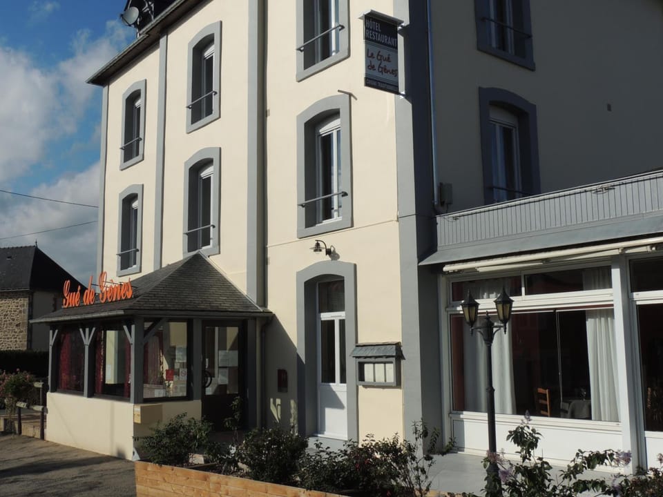 Le Gue de Genes Hotel in Normandy