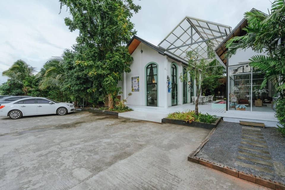 58 Pool Villa Hotel in Phuket