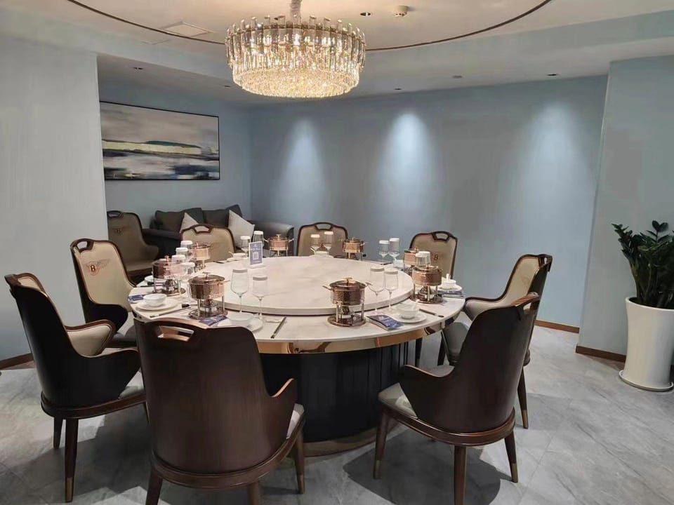 Vienna International Hotel 5.0 Hangzhou West Lake Desheng Road Hotel in Hangzhou