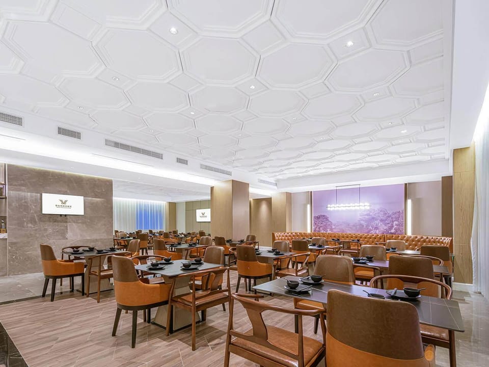 Vienna International Hotel 5.0 Hangzhou Fuyang Changkou Hotel in Hangzhou