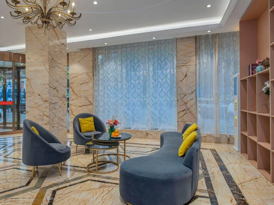 Vienna Classic hotel Changshan Dongming Lake Park Hotel in Zhejiang