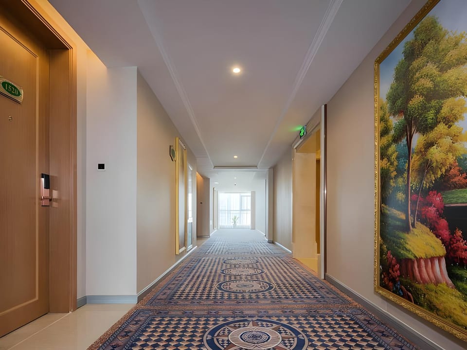 Vienna International Hotel  Zhejiang Jiaxing Longding Wanda Square Hotel in Zhejiang