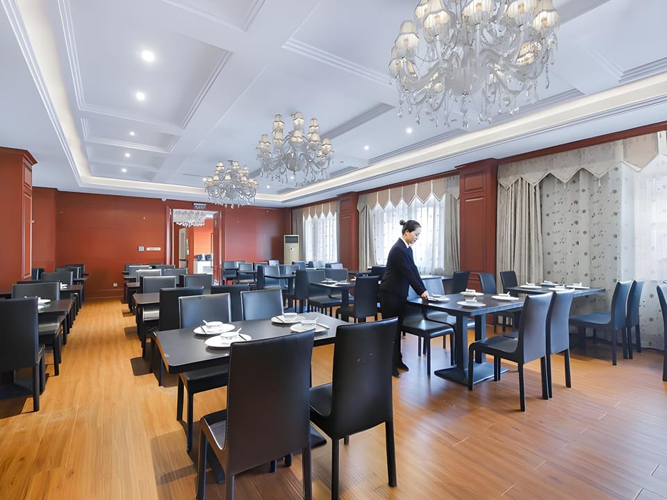 Vienna Classic Hotel Hangzhou Lin’an Hotel in Hangzhou