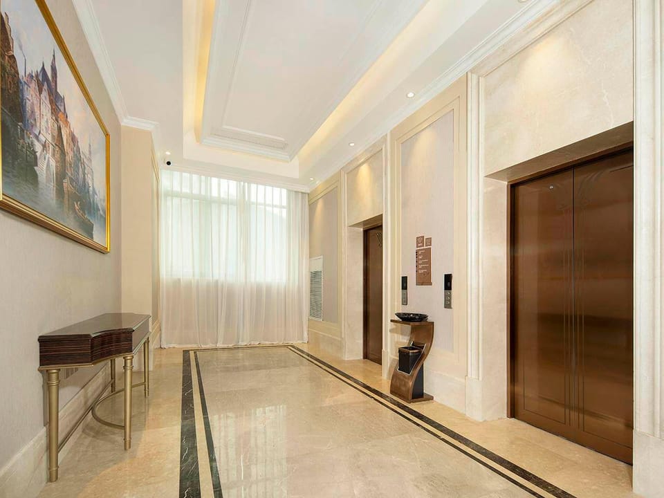 Vienna Hotel 5.0 Jiangxi Shangrao Guangfeng wood carving City Hotel in Zhejiang
