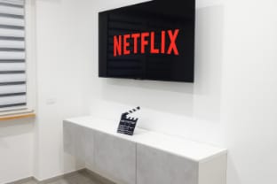 Shared lounge/TV area