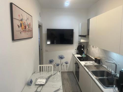 Roma – Domus Acquedotti, Metro A Giulio Agricola Hotel in Rome