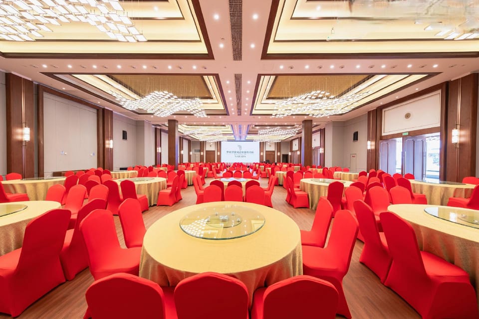 Narada Luojiayuan Resort Hotel in Hangzhou