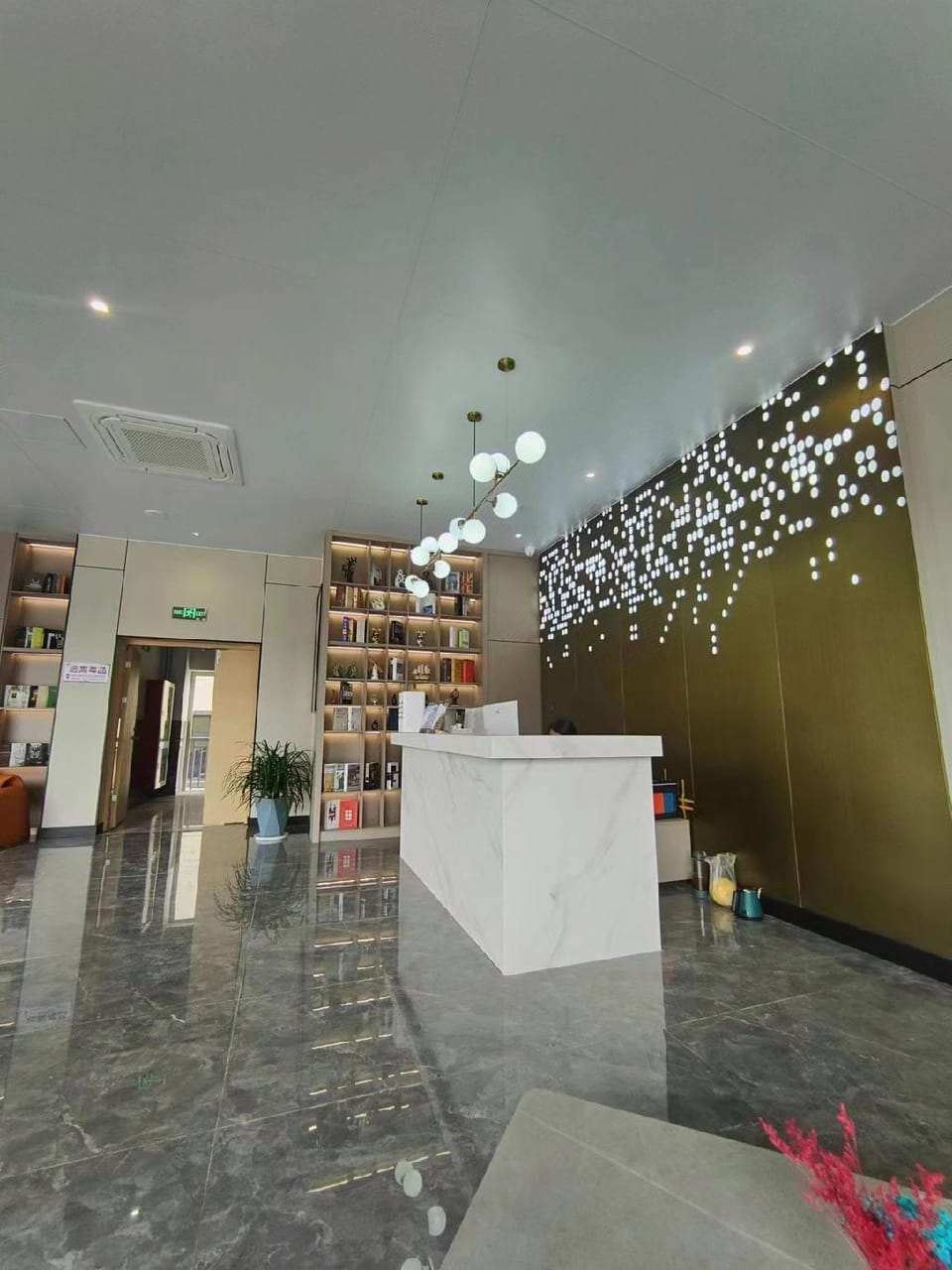Zhenyue Hotel (Jiangdong Industrial Park Branch) Hotel in Zhejiang
