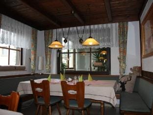 Landgasthof Zur Gemütlichkeit Inn in Hesse