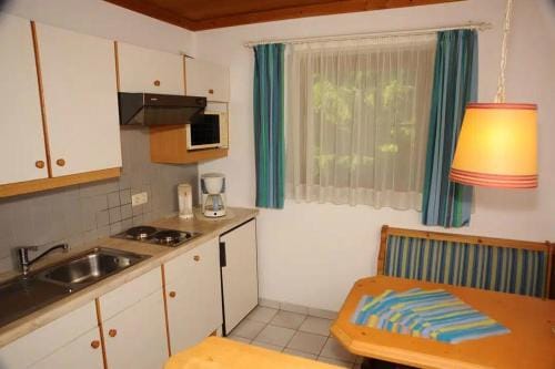 Apartment im Wellnesshotel an der Piste, Sauna, Pool, Fruhstuck All-Inclusive moglich Hotel in Salzburgerland