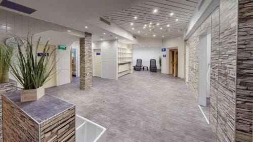 Apartment im Wellnesshotel an der Piste, Sauna, Pool, Fruhstuck All-Inclusive moglich Hotel in Salzburgerland
