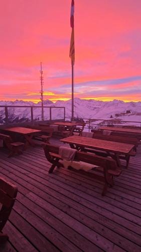 Gotschnagrat Bergrestaurant- Best Panoramic View Hostel in Davos