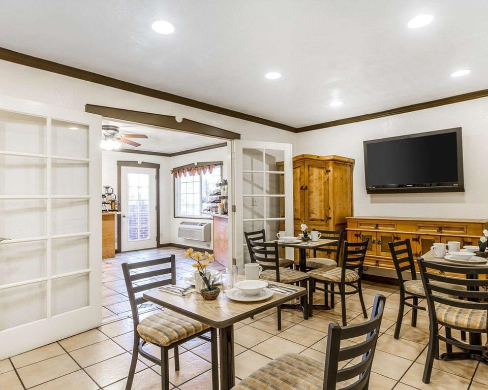 Coffee shop