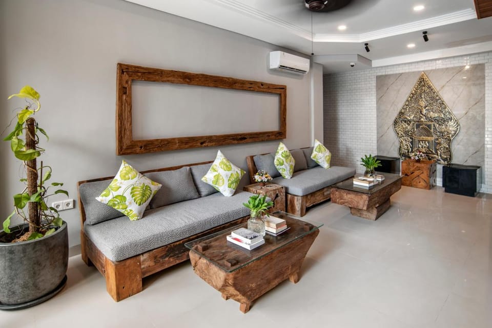 Bella Residence Pererenan Hotel in North Kuta