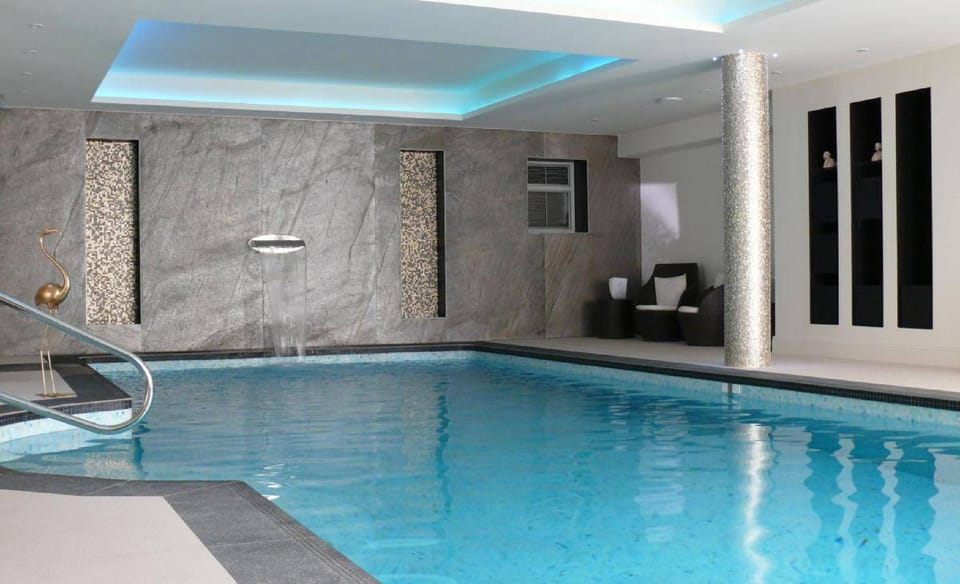Les Criquets Hotel & Spa Hotel in Bordeaux