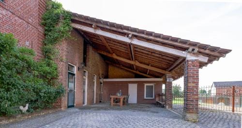 West 26 kamer 4 Hotel in Limburg (province)