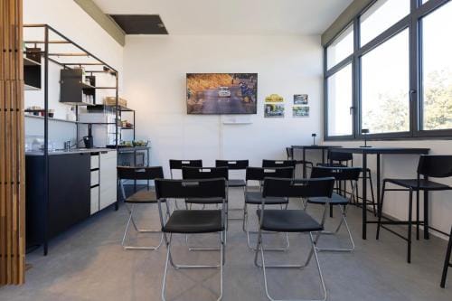 Associazione Garage24 Aps Ets Hostel in Portoferraio