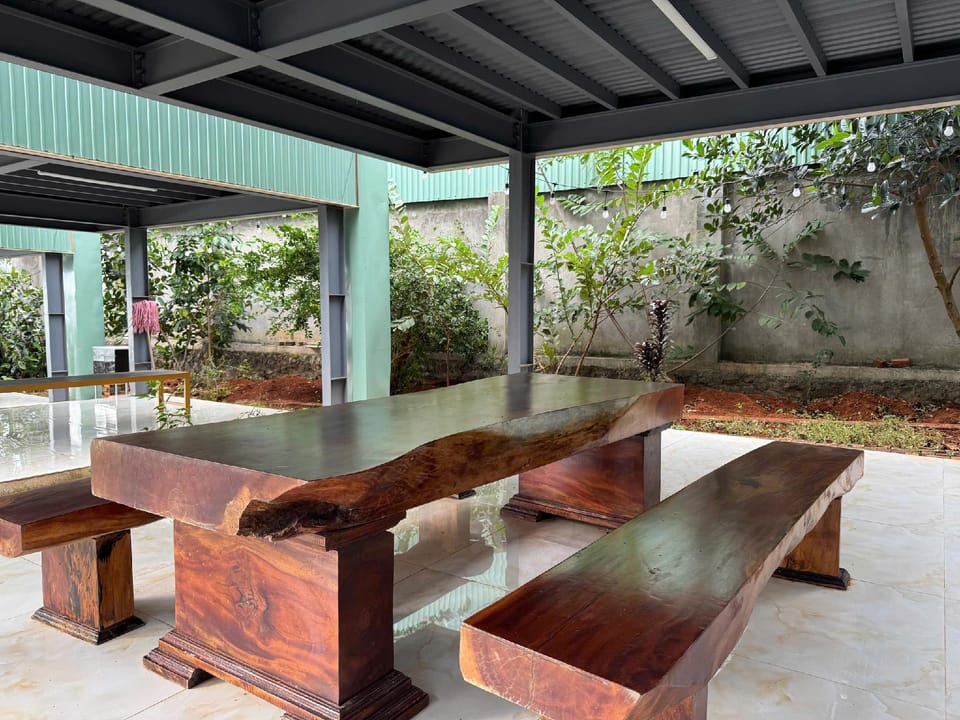 Home&Coffee Minh Anh Resort in Vietnam