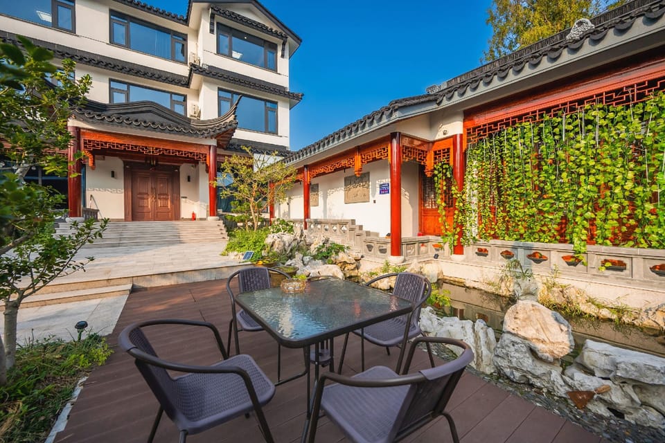 Suzhou Hongyunguo Homestay (Xishan Island Scenic Area Branch) Hotel in Suzhou