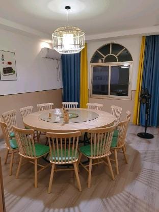 Yinsicheng Guesthouse Hotel in Zhejiang