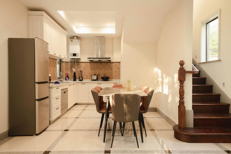 Anlin Mountain Tree Resort Villa Hotel in Zhejiang