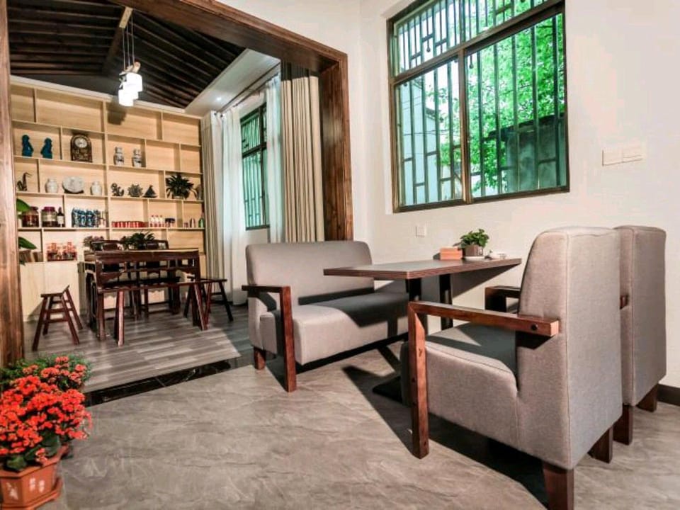 Qingfeng Xiaozhu (Huangling Scenic Area Branch) Hotel in Zhejiang