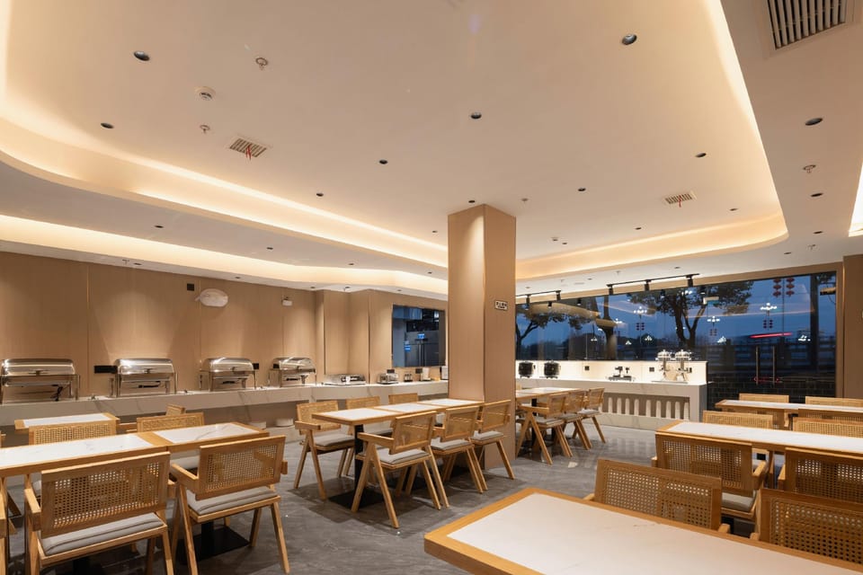 Qingcheng Hotel (Shexian Huizhou Ancient City Branch) Hotel in Hangzhou