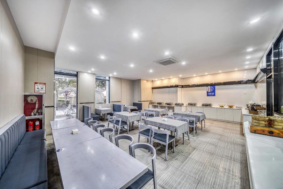 Duo Jiangnan Hotel (Shengzhou Wuyue Plaza Branch) Hotel in Zhejiang