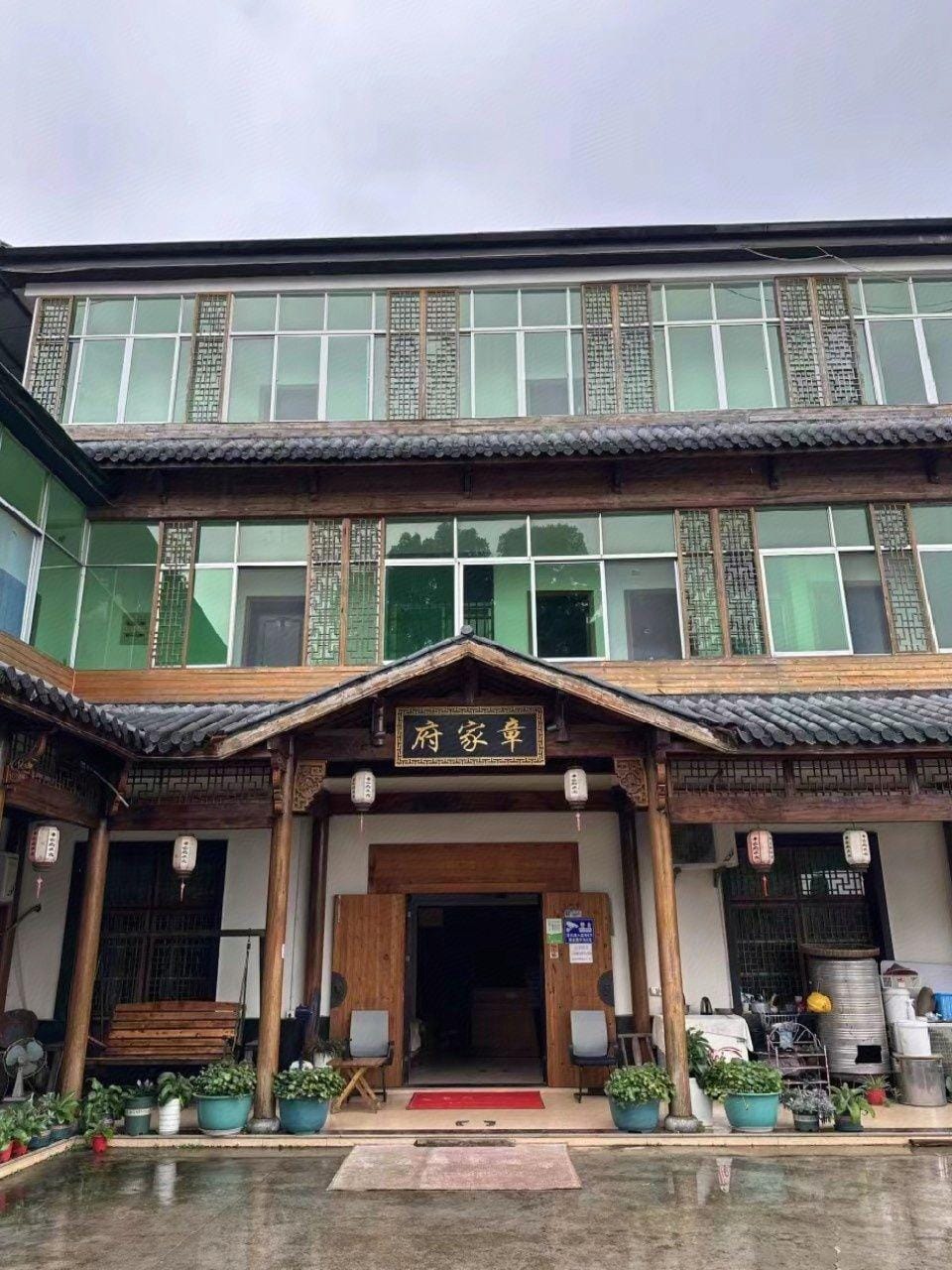 Zhangjiafu Homestay (Tonglu Tianzidi Scenic Area Branch) Hotel in Hangzhou
