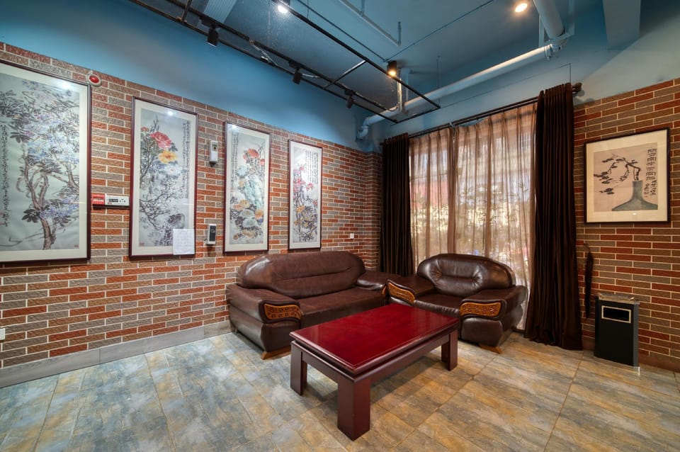 Jingxi Holiday Hotel (Anji Jiuzhou Changshuo Plaza Branch) Hotel in Zhejiang