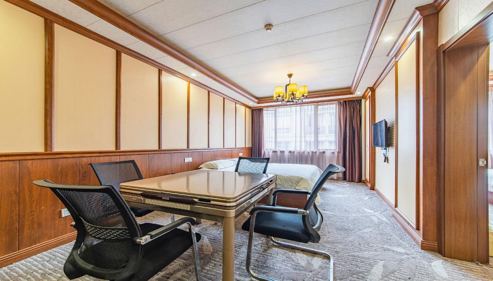 Jingxi Holiday Hotel (Anji Jiuzhou Changshuo Plaza Branch) Hotel in Zhejiang