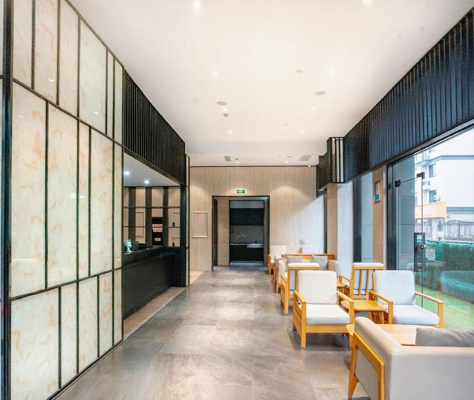 Pattaya Hotel (Deqing Yintai City Branch) Hotel in Hangzhou