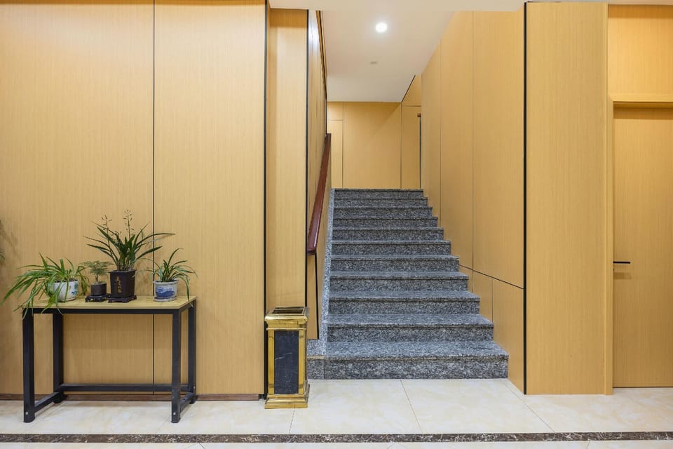 Yuting Business Hotel (Nanxun Ancient Town South Branch) Hotel in Suzhou