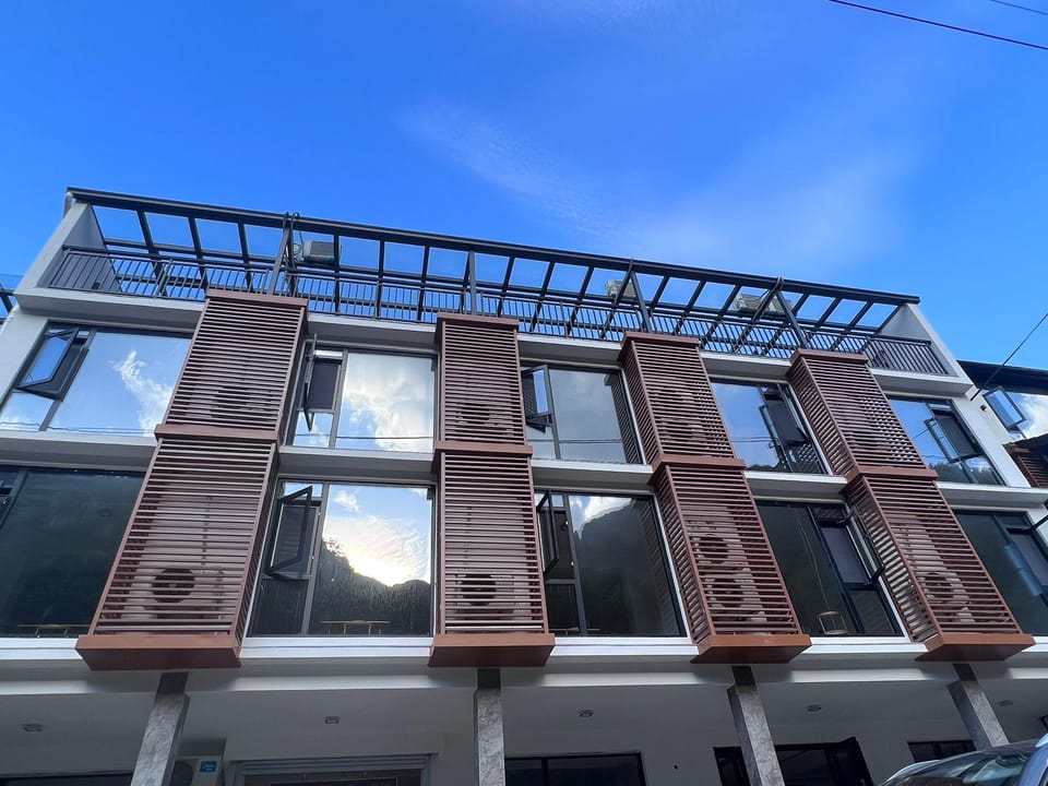 Ajiao Mountain Villa in the Northern Zhejiang Grand Canyon Hotel in Hangzhou