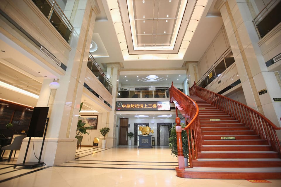 Zhonghuang Hotel Hotel in Shaanxi