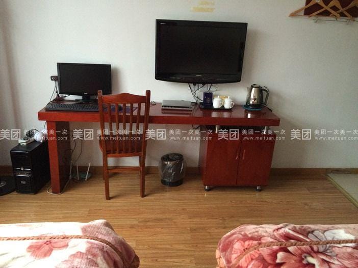 Baiyunlou Hotel (Huangshan Beidamen Branch) Hotel in Zhejiang