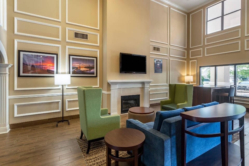 Comfort Suites Southaven - Memphis South Hotel in Southaven