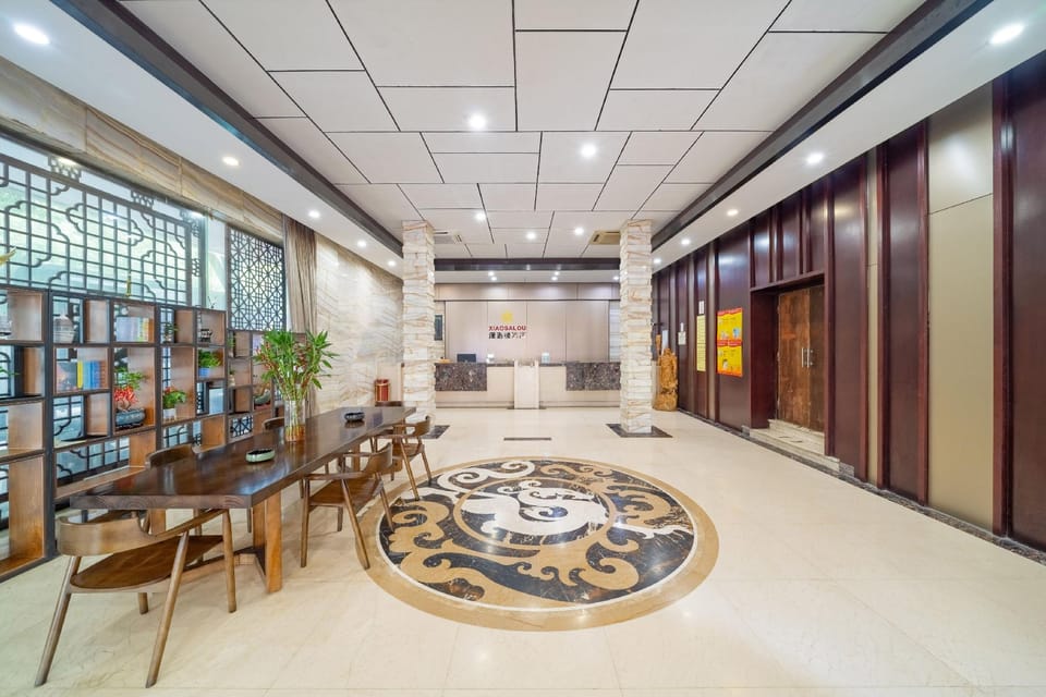 Xiaosailou Hotel (Tonglu Fuchunjiang Branch) Hotel in Hangzhou