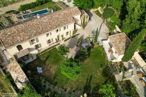 Le Mas des Poules chambres d'hotes de charme Hotel in Provence-Alpes-Côte d'Azur