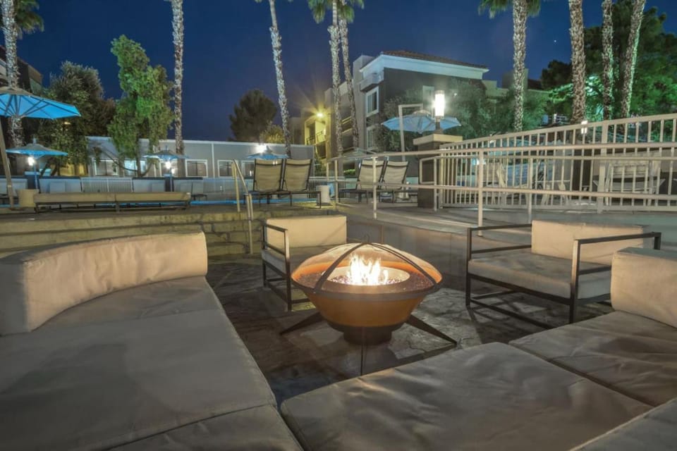 Desert Rose Resort Hotel in Las Vegas Strip