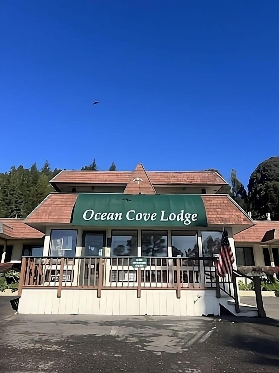Ocean Cove Lodge Hotel in Sonoma County