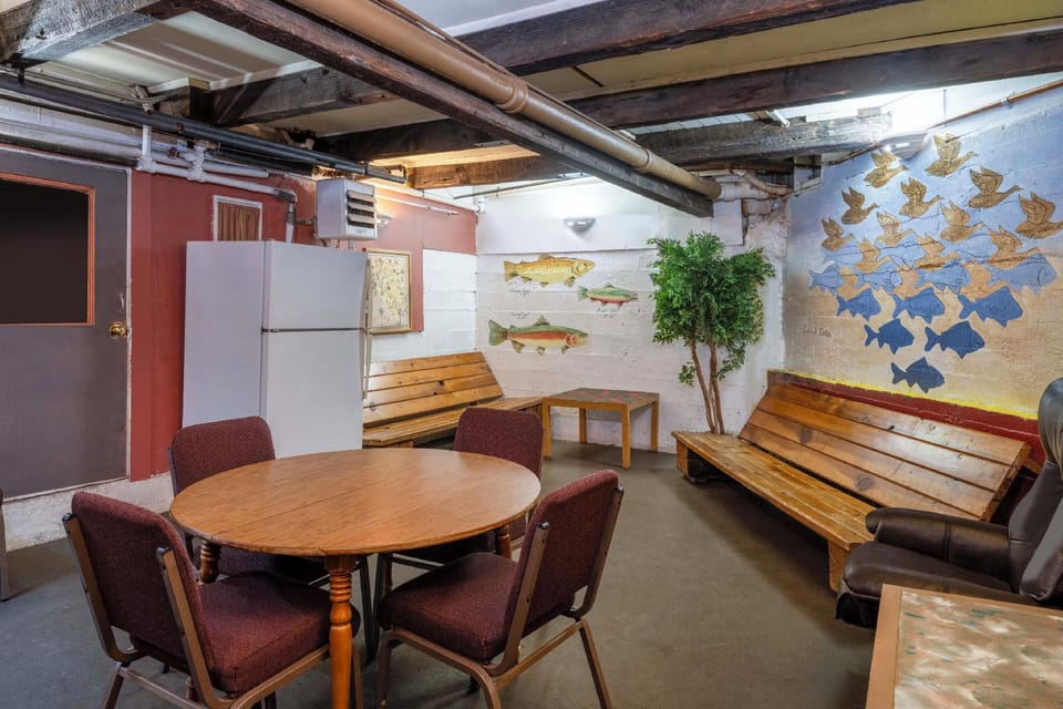 Clair Tappaan Lodge Hotel in Norden