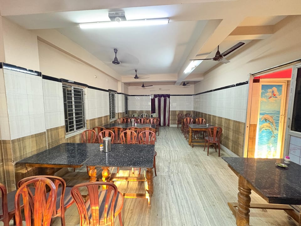 Radheshyam Hotel & Restaurant Old Digha Hotel in West Bengal