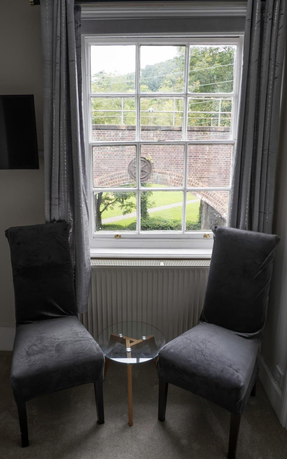 Viaduct Guest House Hotel in Telford
